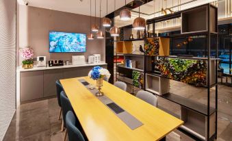 Homeinn Selected Hotel (Changsha Window of the World Zhongmao City)