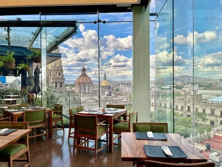 DoubleTree by Hilton Guadalajara Centro Historico