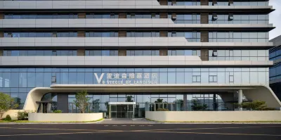 Veegle by Landison Hotel (Deqing) Các khách sạn gần CPC Deqing County Committee Party School