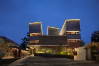 The Kemilau Ubud Hotels near Sacred Monkey Forest Sanctuary