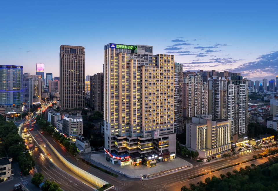 hotel overview picture