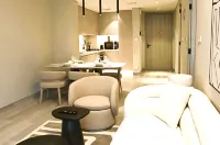 Casa Royale Vacation Home - JVC