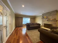 Sunshine Bay · Westside Homestay