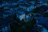 Yunmeng Xiangshe Homestay (Libo Xiaoqikong Scenic Area East Gate Ticket Office)