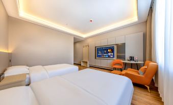 Golmud Fengjin Hotel (Salt Lake Plaza)