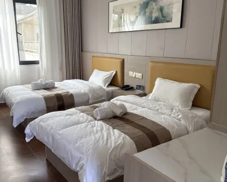 Hôtel Gold&coast Hotels in Lome