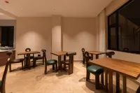 如初見雪山全景私湯泡池飯店（白沙古鎮店）