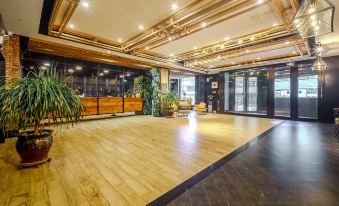 Tegarin Theme Hotel