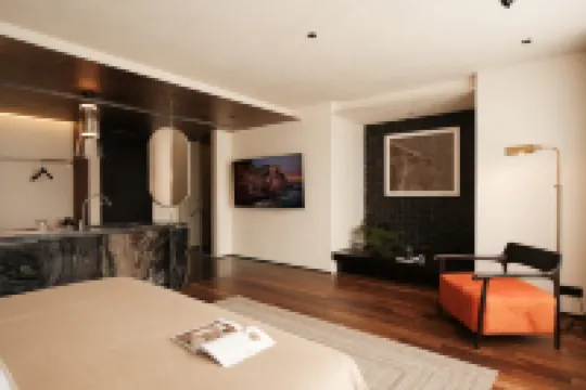 Alley Luminance · Hidden Luxury Designer Lifestyle Aesthetics Hotel