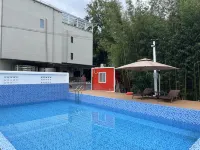 Xiaoshan Qing ·Riverside & Mountain-surrounded Luxury Resort Villa - Swimmingpools