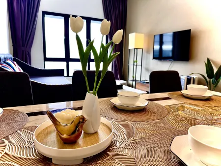 2R2B Sweet Home Cyberjaya Suites Отели рядом с достопримечательностью «Lingkaran Cyber Point Park»