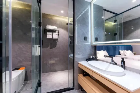 Jingzu E-Sports Hotel (Dezhou Qihe Wanda Plaza Branch) Отели в г. Цихэсянь