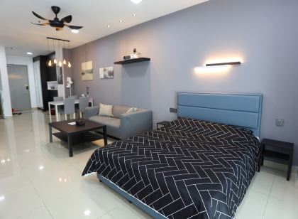 SS15 Courtyard First Subang Cozy Studio with WIFI/TV Box