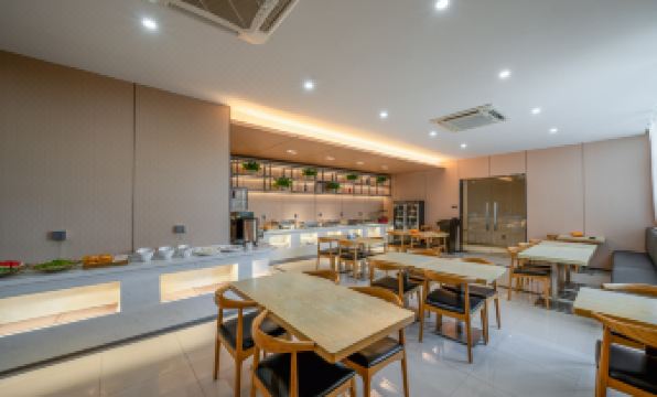 Yasheng Hotel (Taicang Port Station Branch)