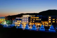 Feifan Yunju Resort, Meili Snow Mountain, Shangri-La - Airport Shuttle