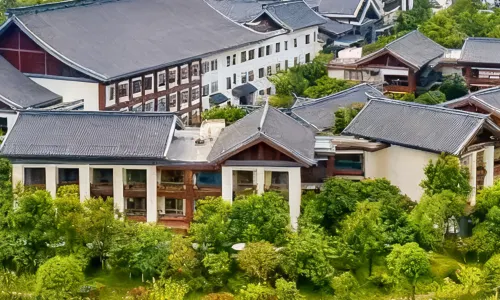 Qing Hua Hai Guan Fang Garden Hotel