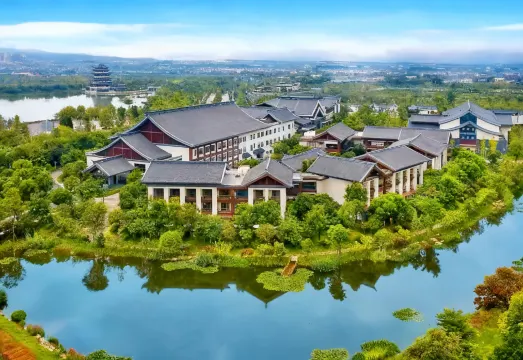 保山青華海官房花園酒店- 2026 保山人氣酒店優惠及真實評論｜Trip.com