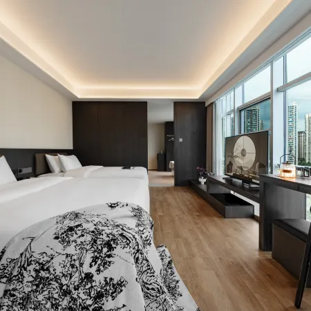 Four Seasons‌ Hotel Luzhou