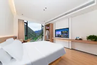 Helton Hotel Hotel a Yajiang