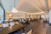 Shitai Qieman Resort Hotel