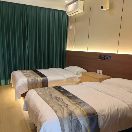 Yunfeng Hotel (Xinyang Jigong Mountain Scenic Area)