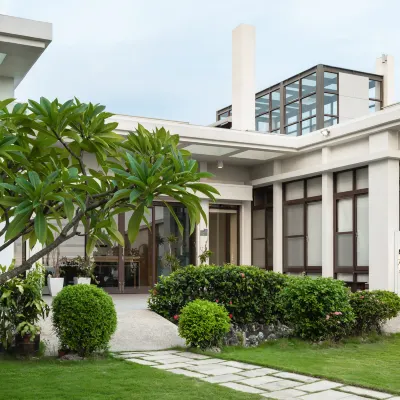 Shan Ban Bay By Riverinn Hotels near Liouchiou Yu Lighthouse