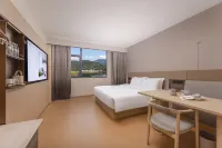 Hualuxe Hotel (Huangshan Yixian Hongcun Scenic Area South Gate Store)