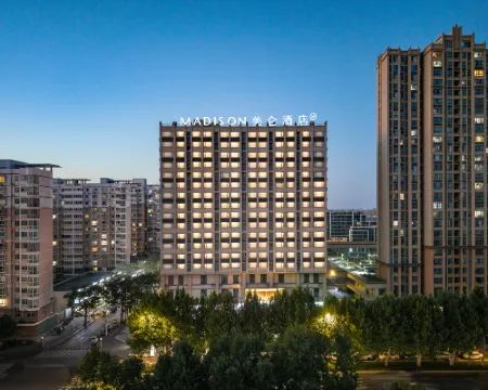 Madison Hotel Anyang Hotéis em Anyang