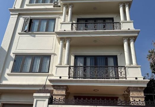 톰스 패밀리 호텔 외관