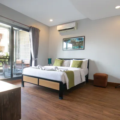 Ostro Hotel Hotels near Wat Ounalom