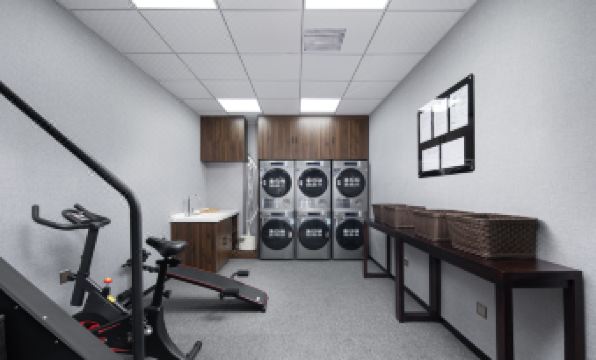 Rezen Donggu Hotel (Shenzhen Huaqiangbei Fuxing Metro Station)