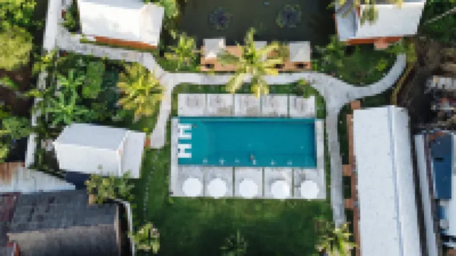 The Jam Boutique Hotel Luang Prabang ワット・マノーロム周辺のホテル