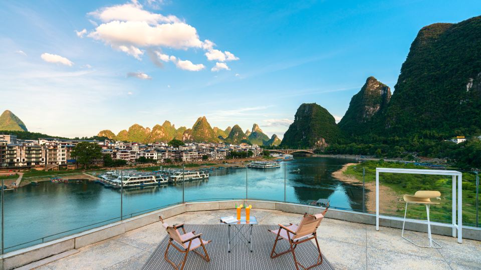 Xitang River View Holiday Hotel