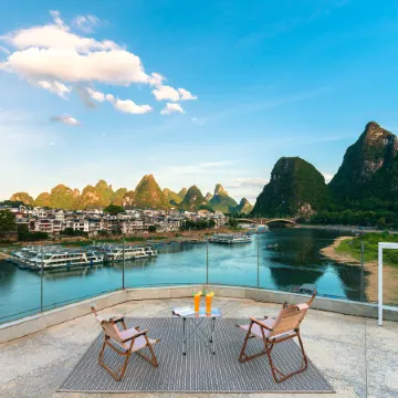 Xitang River View Holiday Hotel