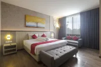 Gosyen Azana Hotel Salatiga - bar