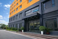 PLAY ONE E-Sports Hotel (Mianyang High-Speed Railway Station Wanda Plaza)