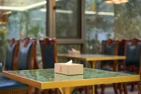 Kaifeng Millennium City Park Longting Lake Courtyard Hotel - 4 ดาว