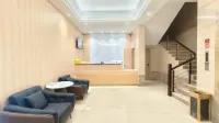 如家雲上四季飯店(萬寶廣場店)