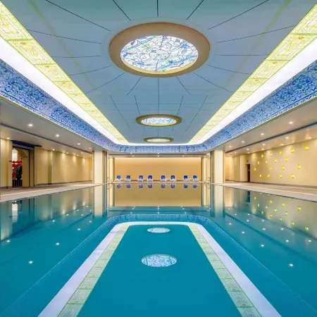 Floral Hotel · Shanyue Qiqiu Hotel