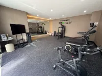 Lucy Hotel  (Chongzhou Government Central Plaza) - Gym