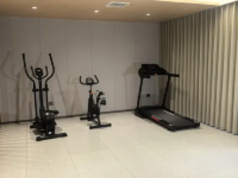 CAYMAN Hoteles en Hejiang