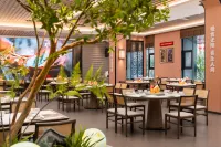 Royal Garden Hotel