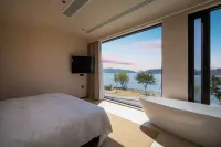 眠海・時久洲︱Dormant Sea 日落海景美宿（大理洱海理想邦店）