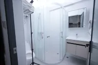 鶴山佳豪國際公館