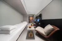 Tianyue Esports Hotel (Jinhua World Trade City Plaza Branch) - New