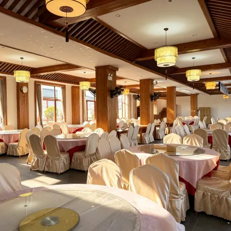 Laiyuan Shanyu Yazhu Hotel (Baishi Mountain)