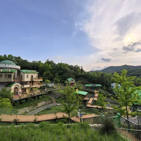 結廬山水間民宿