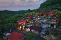 Sebuluh Sunset Hill Hotels near Peguyangan Waterfall