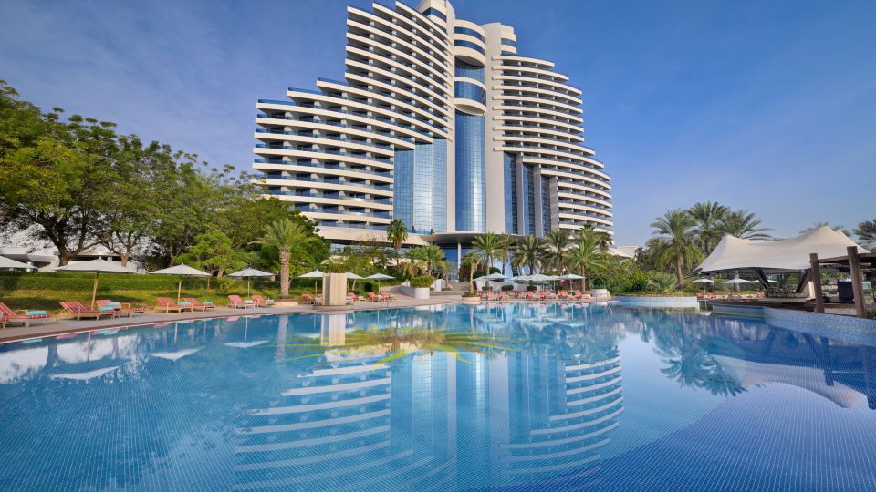 Le Méridien Al Aqah Beach Resort