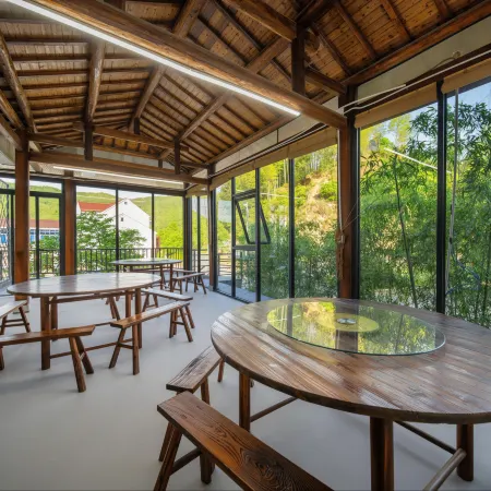 Anji Anshe Homestay (Yunshang Grassland Shop)